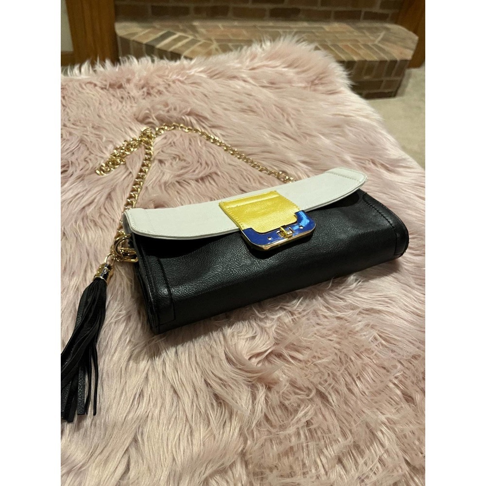 Beautiful Cache Colorblock Women’s Handbag - Picture 2 of 8
